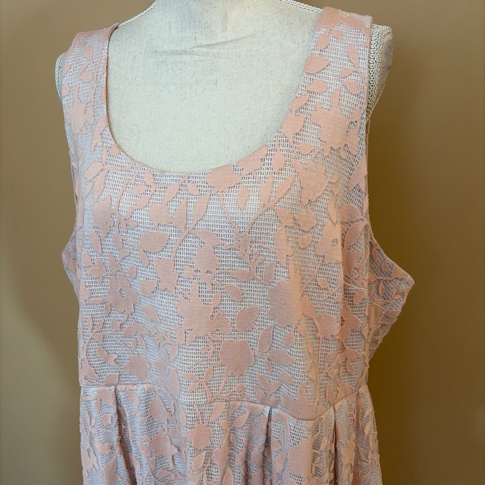 Torrid Pink Textured Floral Sleeveless Fit & Flare Dress Size 22 - Picture 3 of 8